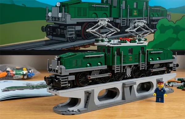 Reliving Rail History with the LEGO Crocodile Locomotive (10277)
